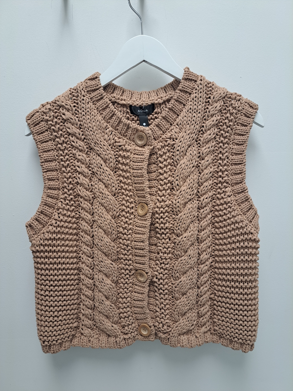 Aqua Beige Cable-Knit Button Front Sleeveless Sweater Vest **BRAND NEW**